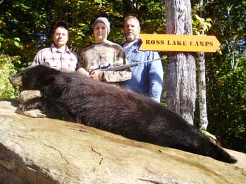 bear-hunters