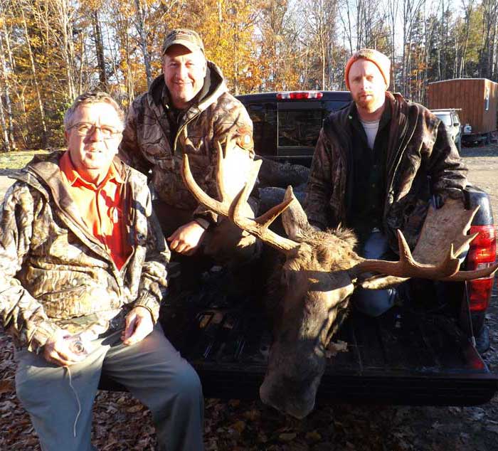 Guided Moose hunting in Maine